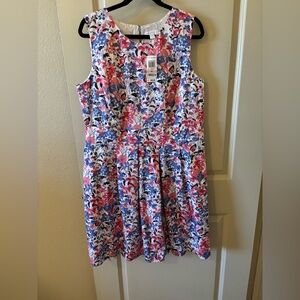 Floral Fit & Flare Floral Dress Women’s size 18 - spring, tea party, classic